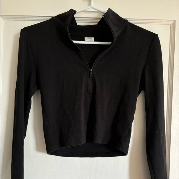 Aritzia sunday best quarter zip cropped sweater - Picture 2 of 2